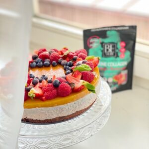 Raspberry-mango cake with collagen