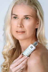 Kosteuttava seerumi hyaluronihapolla, 30 ml